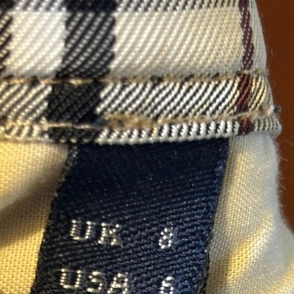 Burberry London, size 6, cotton pants with side piping - Picture 6 of 8